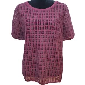 Loft | Die cut geometric transparent see through short sleeve Tee burgundy color